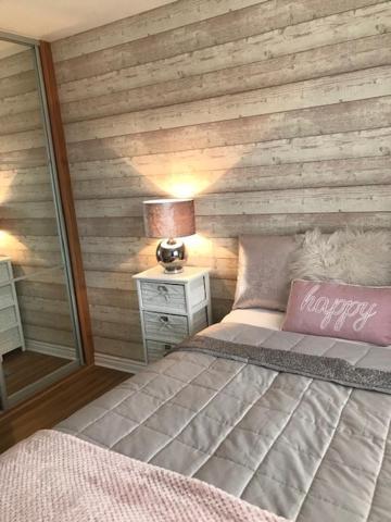 Double Room With En-Suite. Central For North West Rainhill Exterior foto